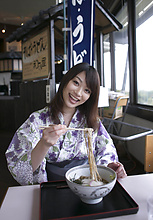 Akari Hoshino - Picture 3