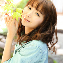 Akina Aoshima - Picture 1