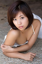 Hitomi Yasueda - Picture 17