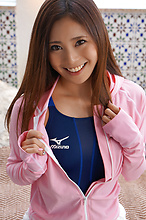 Madoka Hitomi - Picture 2