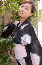 Mayumi Yamanaka - Picture 3