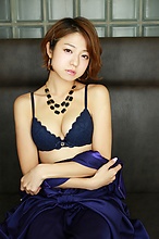 Shizuka Nakamura - Picture 15