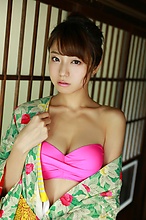 Shizuka Nakamura - Picture 7