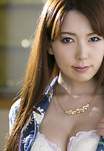 Yui Hatano - Picture 13