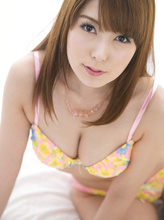 Yui Hatano - Picture 12