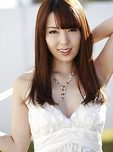 Yui Hatano - Picture 4
