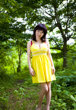 Yui Hinata - Picture 1