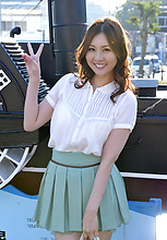 Yui Tatsumi - Picture 1