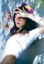 Yuko Oshima - Picture 2