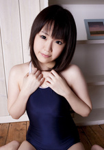 Yumi Kawamura - Picture 13
