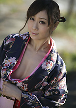 Yuu Kawakami - Picture 11